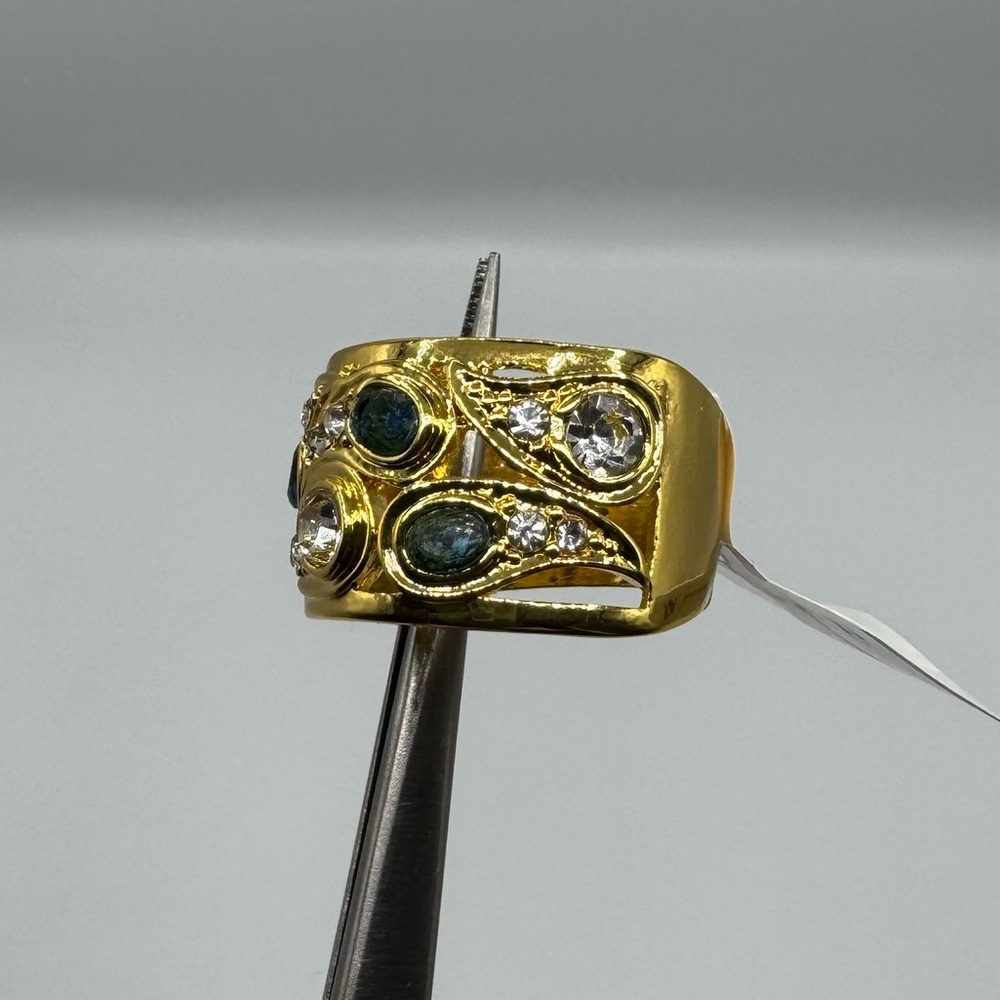 14k Blue Topaz Band - Picture 6 of 10